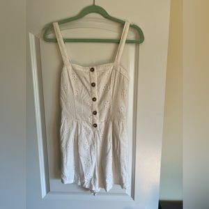 Hollister, Size Medium, White Romper